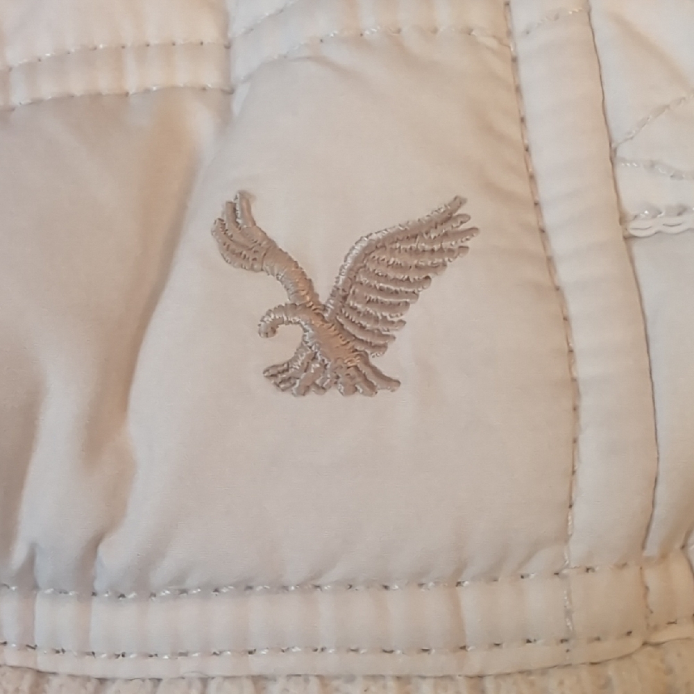 American Eagle Outfitters  Cream Puffer Hooded Vest
